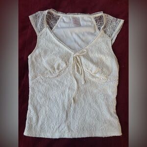 No Boundaries White Lace Top